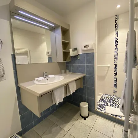 Contact - Les Bleuets & Hotel 3*