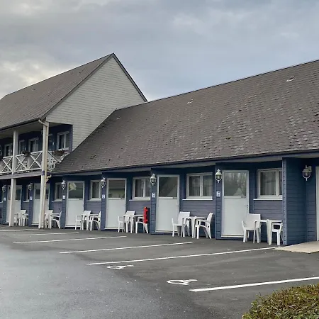 Hotel Contact - Les Bleuets & 3*