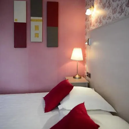 Contact - Les Bleuets & Hotel 3*