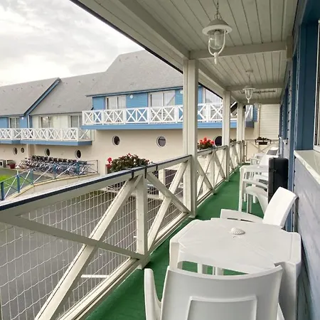 Hotel Contact - Les Bleuets&spa