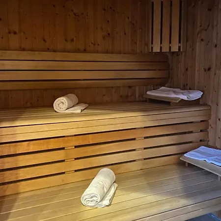 Contact - Les Bleuets&spa Hotel