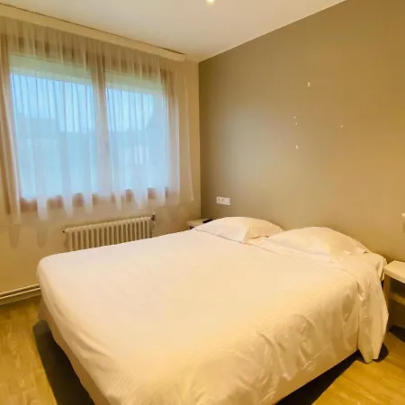 Hotel Contact - Les Bleuets