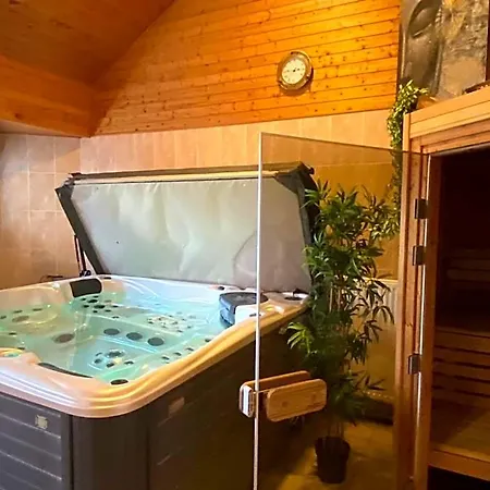 Contact - Les Bleuets & 3* La Rivière-Saint-Sauveur