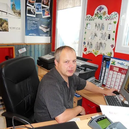 Contact - Les Bleuets&spa Hotel