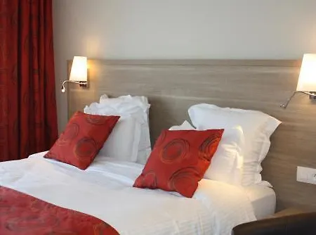 Contact - Les Bleuets&spa 3*