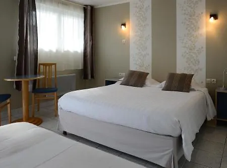 Contact - Les Bleuets&spa Hotel