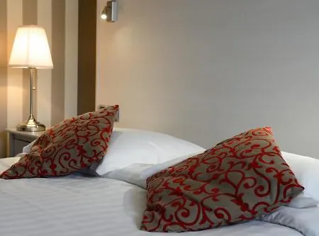 Contact - Les Bleuets&spa Hotel 3*