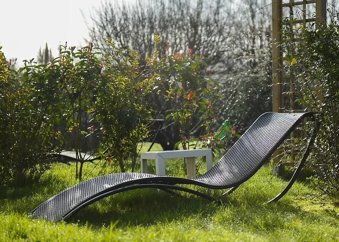 Contact - Les Bleuets & 3*