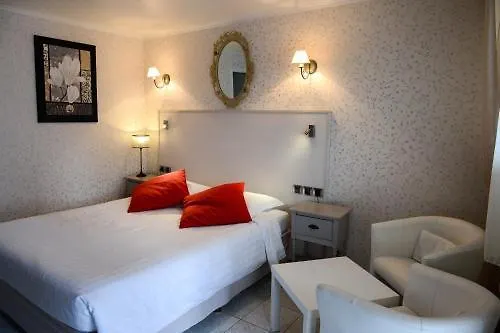 Contact - Les Bleuets & 3* La Rivière-Saint-Sauveur