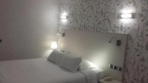 Contact - Les Bleuets & 3* La Rivière-Saint-Sauveur