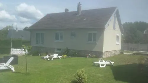 Hotel Contact - Les Bleuets & 3*